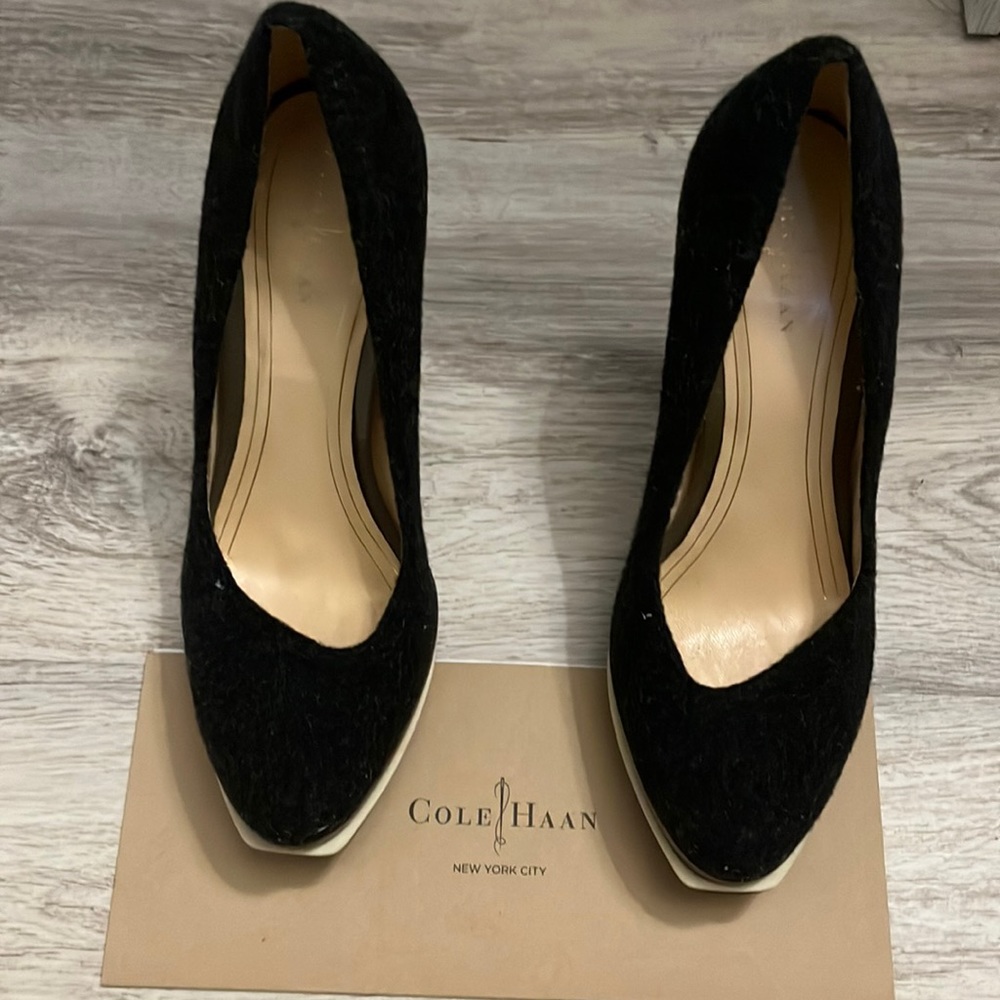 Cole Haan Chelsea Double Pump Size 6